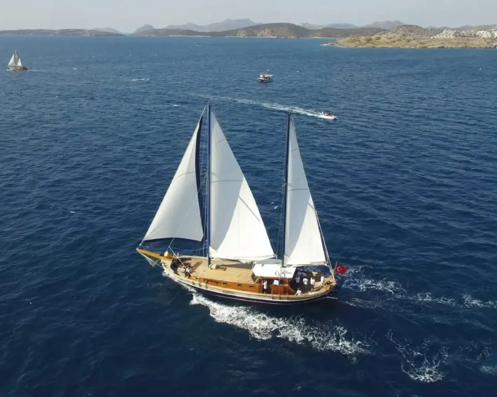 Private Gulet Whisper