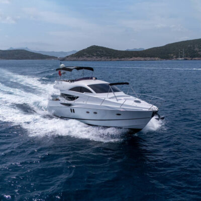 Bodrum Motoryat Rüzgar Demir