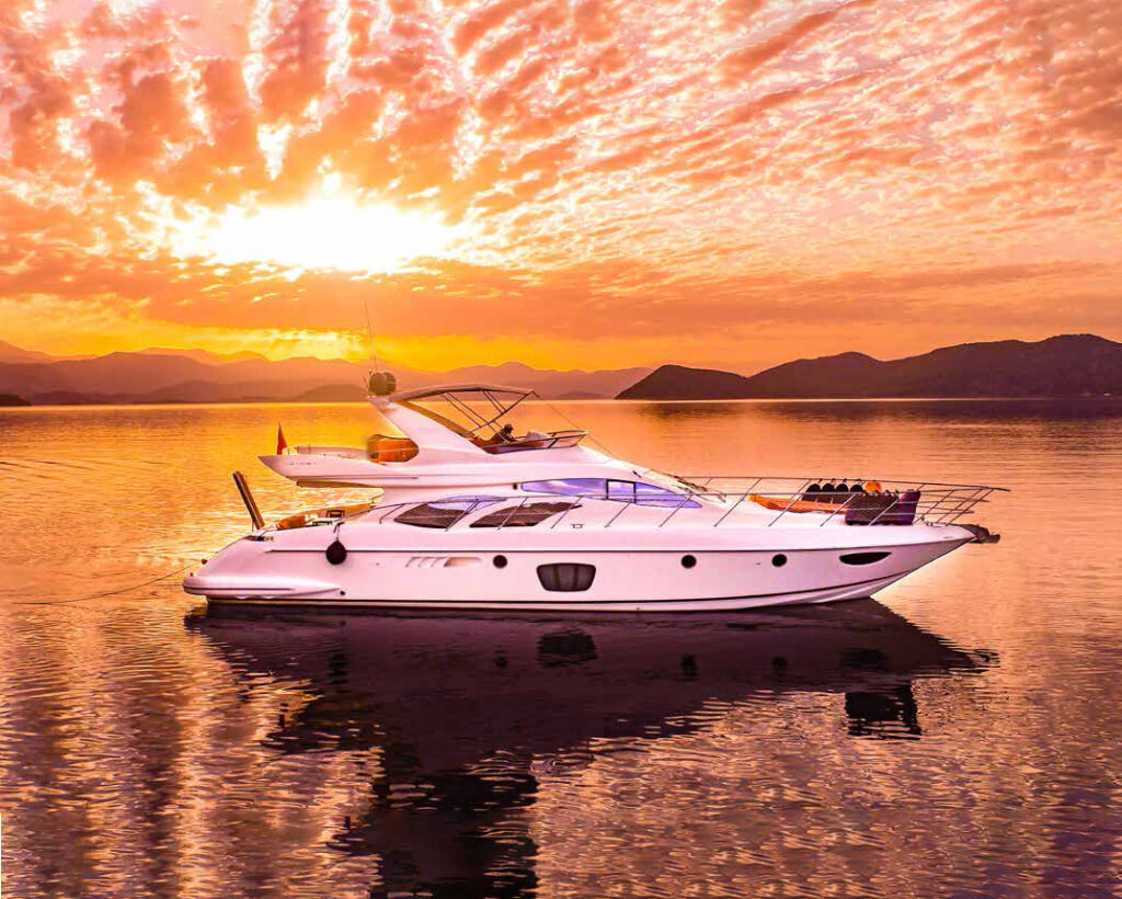 Private Motor Yacht Efe 01