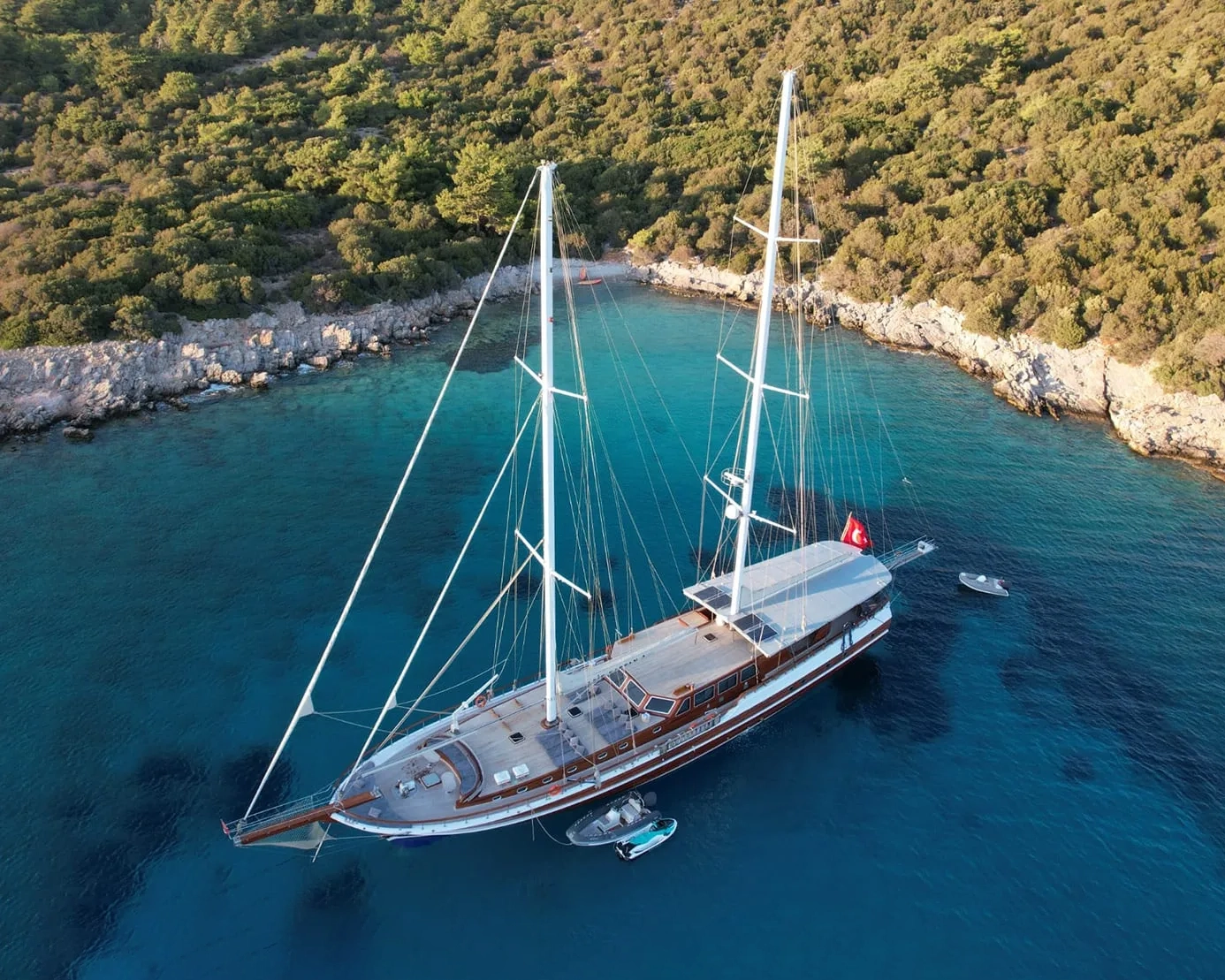 The traditional gulet Arif Kaptan A sails through islands near Bodrum.